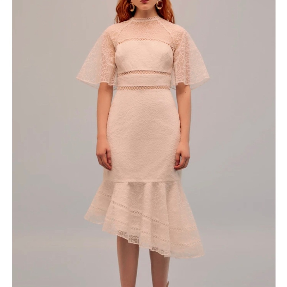 White lace dress/ worn once.